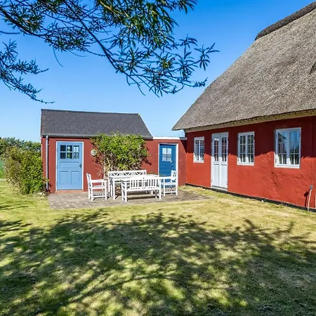 Kielo - 10km From The Sea By Interhome *